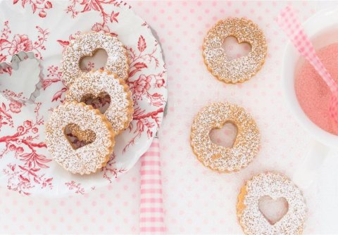 唯美创意心形饼干高清图片