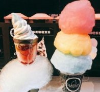 彩虹棉花糖冰激凌