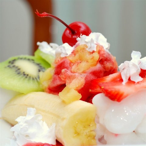 美食夏季冷饮香蕉船冰淇淋摄影