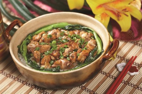 滑鸡煲仔饭中式菜品美食素材图片