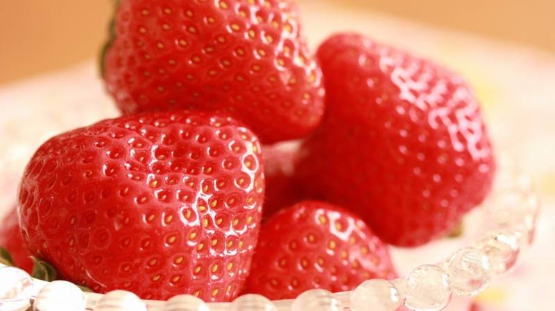 新鲜多汁草莓西瓜水果高清组图