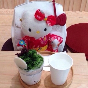 韩国Hello Kitty Café主题餐厅